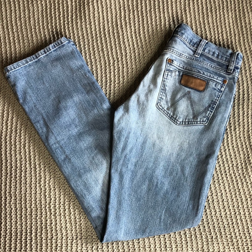 Men’s Slim Straight Wrangler “Retro” Jeans